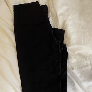 Lululemon Wunder Under leggings